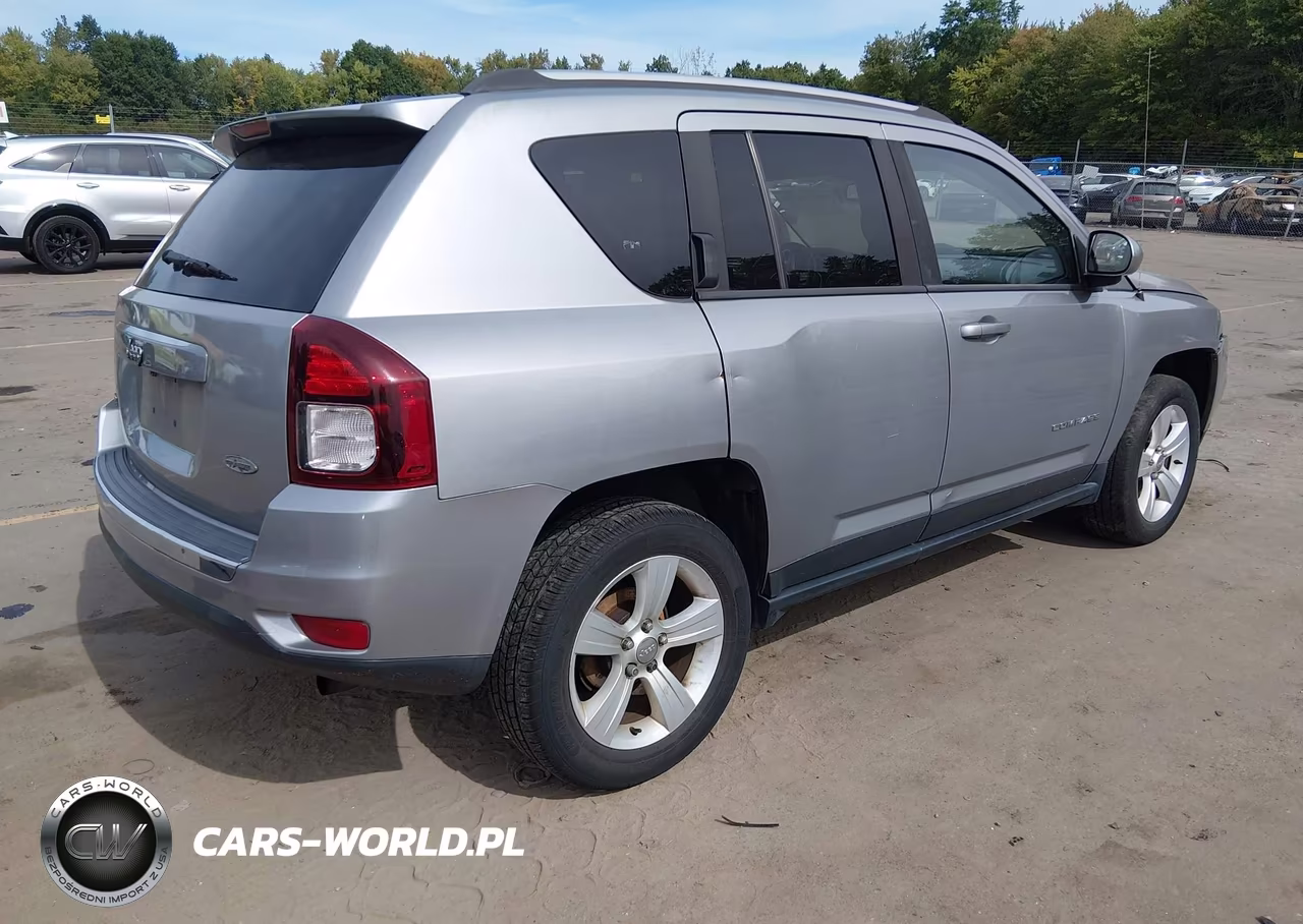 2015 Jeep Compass High Altitude Edition VIN:1C4NJDEB1FD131024 - 4