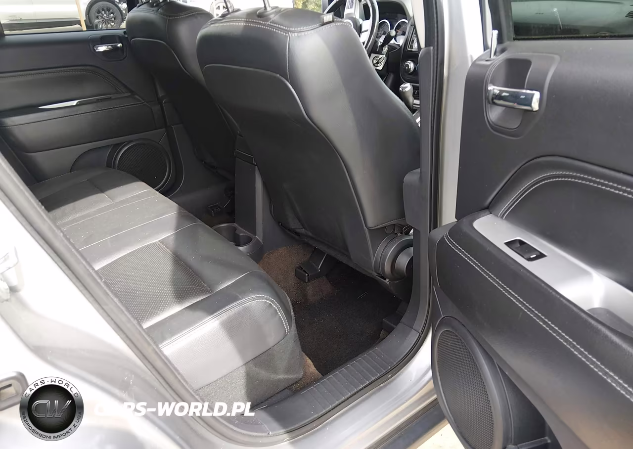 2015 Jeep Compass High Altitude Edition VIN:1C4NJDEB1FD131024 - 8