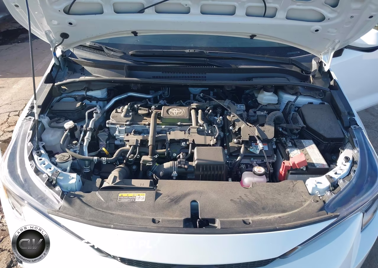 2025 Toyota Corolla Hybrid Le VIN:JTDBCMFE0SJ042093 - 10