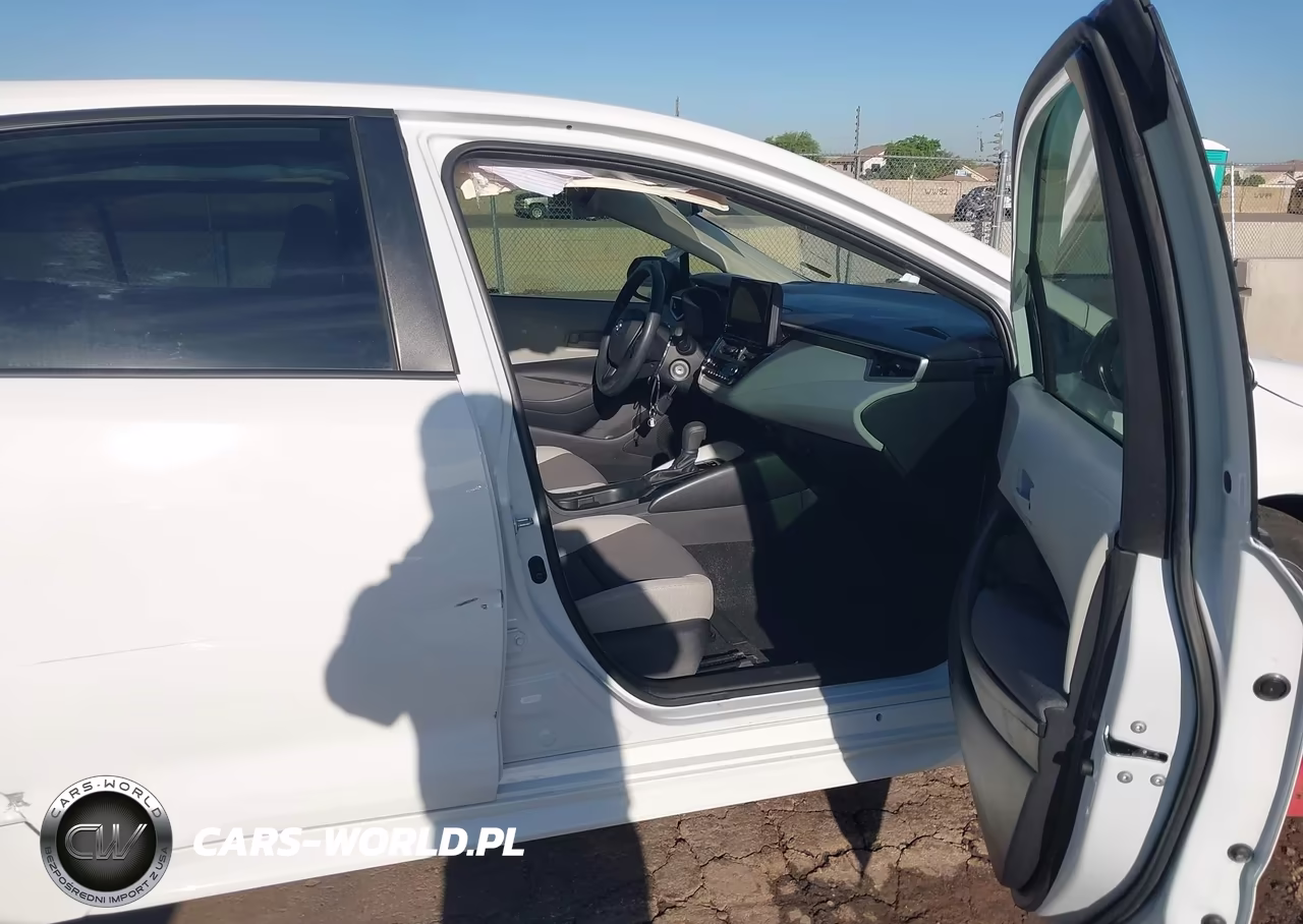 2025 Toyota Corolla Hybrid Le VIN:JTDBCMFE0SJ042093 - 5