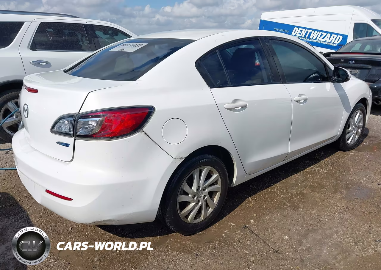 2012 Mazda Mazda3 I Touring VIN:JM1BL1V72C1673186 - 4