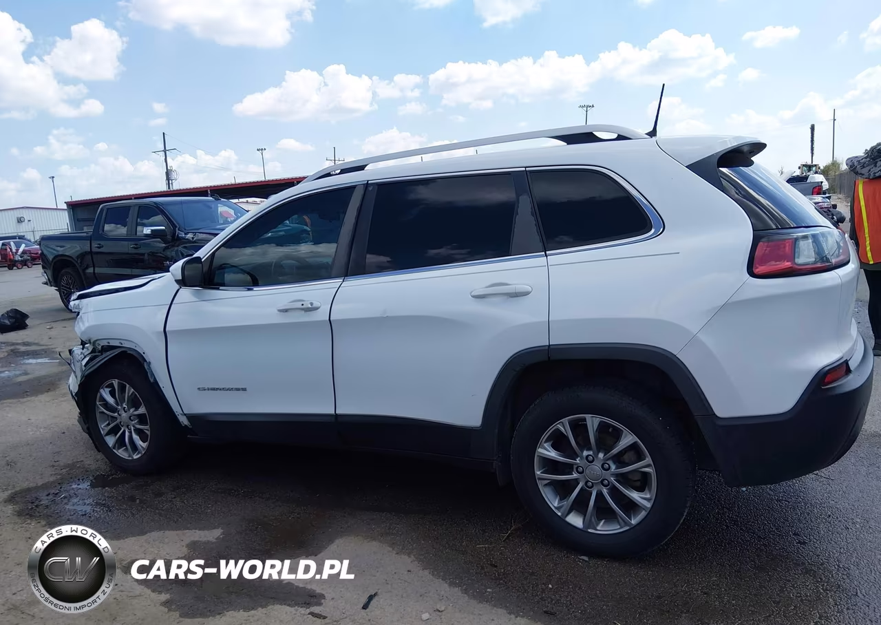 2019 Jeep Cherokee Latitude Plus Fwd VIN:1C4PJLLB0KD132570 - 14