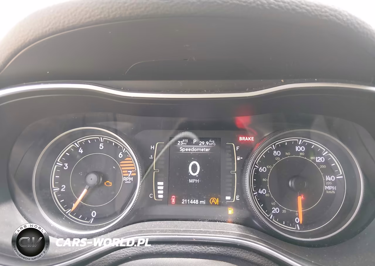 2019 Jeep Cherokee Latitude Plus Fwd VIN:1C4PJLLB0KD132570 - 7
