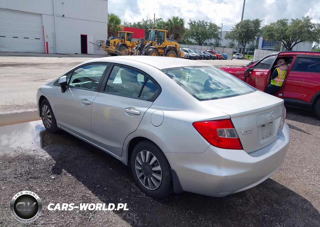 2012 Honda Civic Lx VIN:2HGFB2F50CH305020 - 3