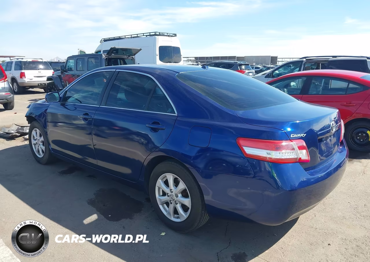2011 Toyota Camry Le VIN:4T1BF3EKXBU615889 - 3