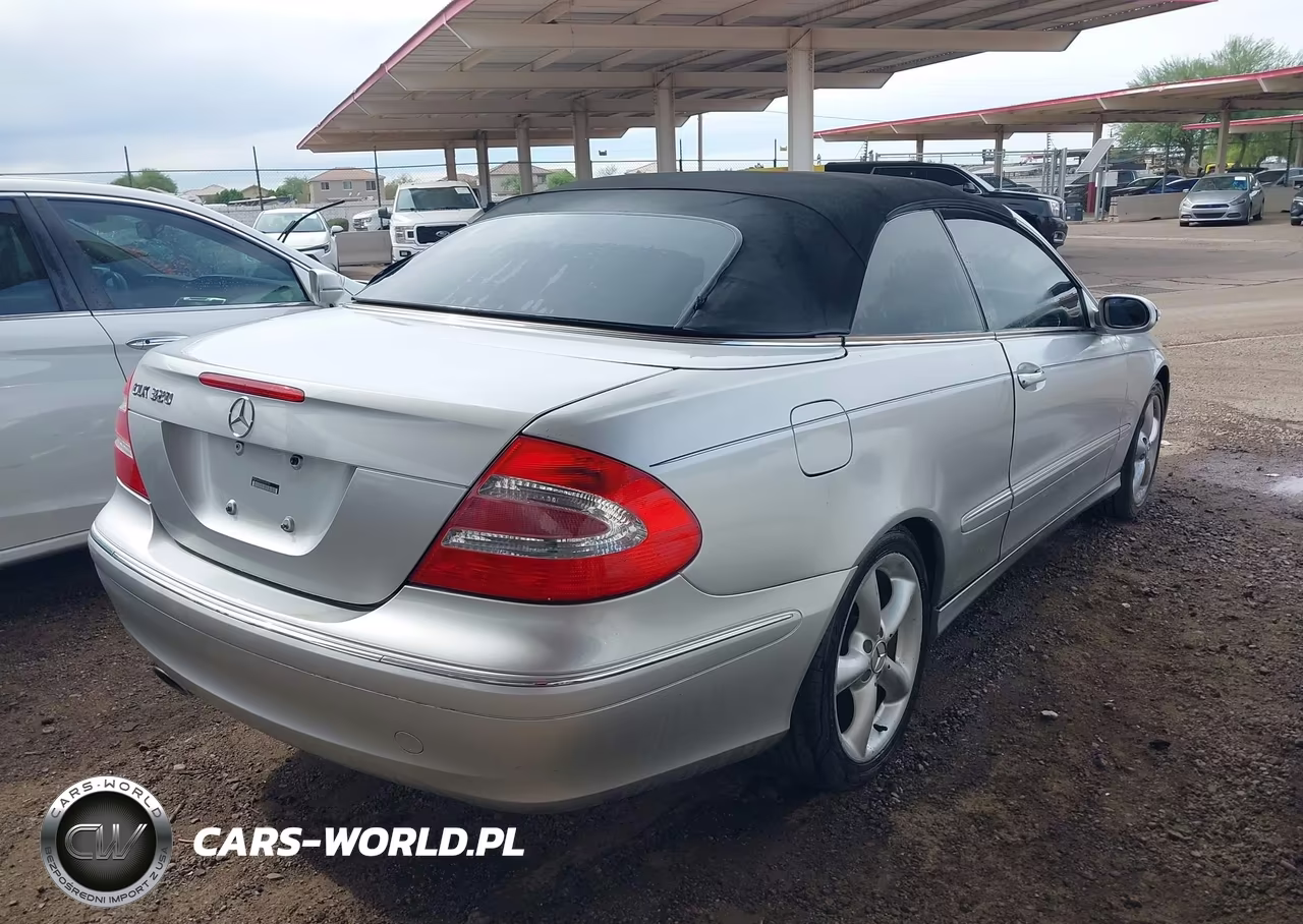 2005 Mercedes-Benz Clk 320 VIN:WDBTK65G15T039720 - 4