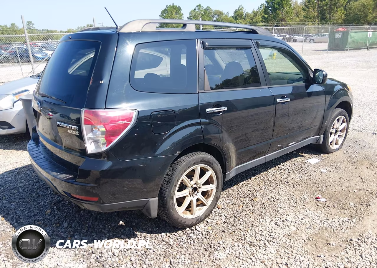2010 Subaru Forester 2.5X Premium VIN:JF2SH6CC8AH765455 - 4