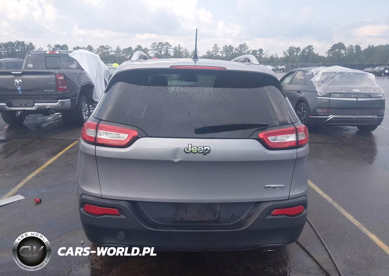 2014 Jeep Cherokee Latitude VIN:1C4PJLCS3EW148917 - 16