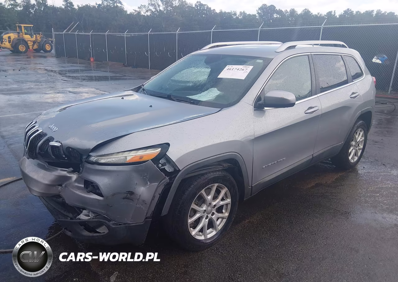 2014 Jeep Cherokee Latitude VIN:1C4PJLCS3EW148917 - 2