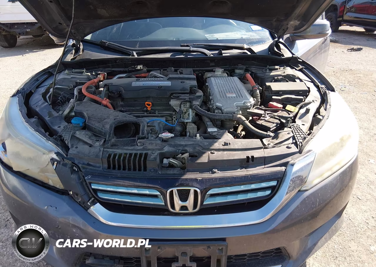 2015 Honda Accord Hybrid Touring VIN:1HGCR6F73FA007989 - 10