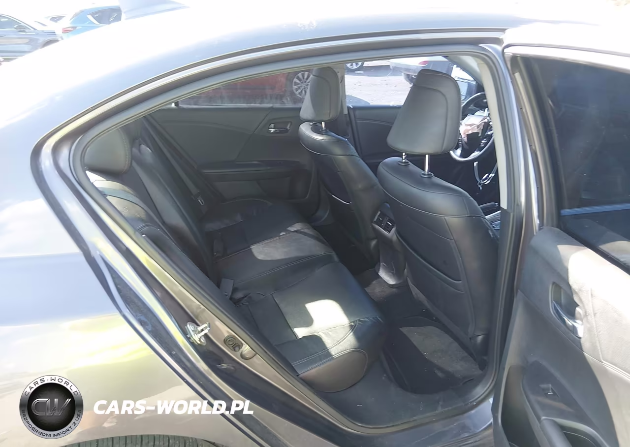2015 Honda Accord Hybrid Touring VIN:1HGCR6F73FA007989 - 8