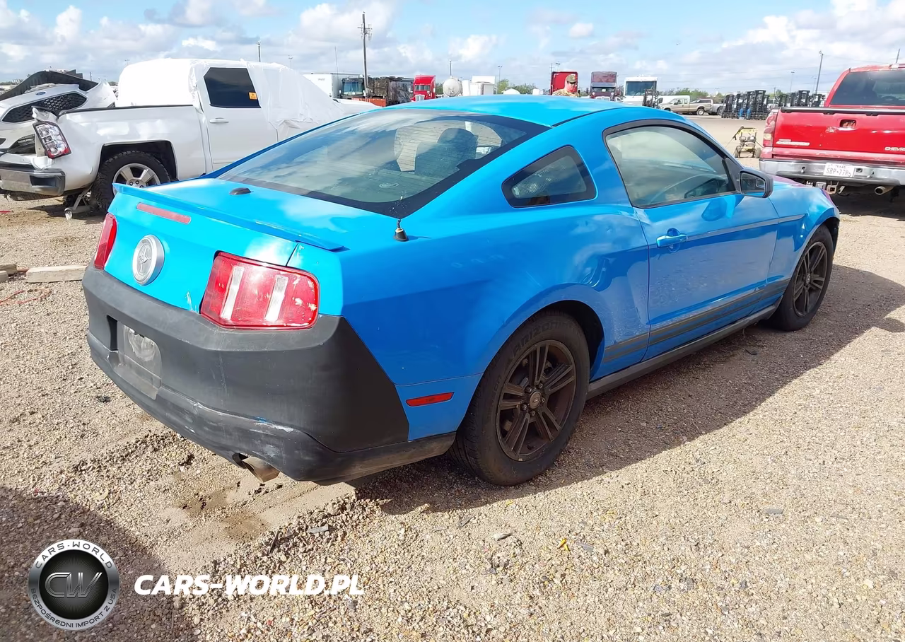 2012 Ford Mustang V6 Premium VIN:1ZVBP8AM4C5232741 - 4