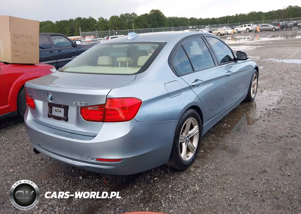 2015 BMW 320I xDrive VIN:WBA3C3C52FP664004 - 4