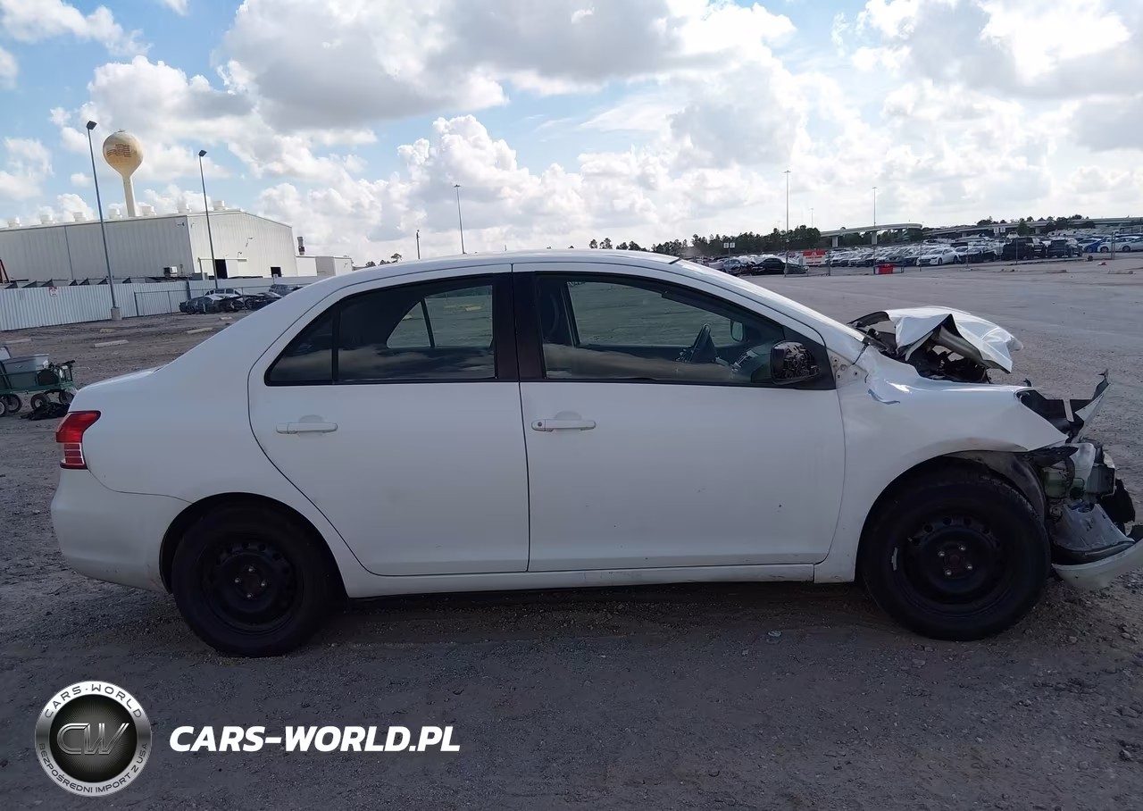2011 Toyota Yaris VIN:JTDBT4K33B4082705 - 13