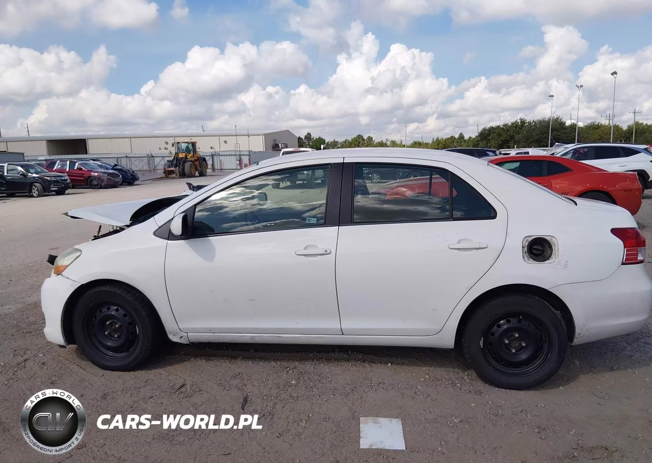2011 Toyota Yaris VIN:JTDBT4K33B4082705 - 14