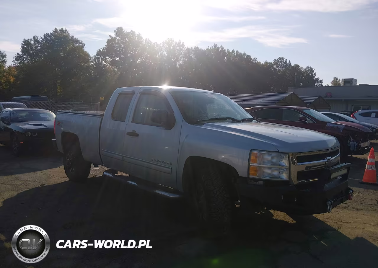 2011 Chevrolet Silverado 1500 Lt VIN:1GCRKSE37BZ355746 - 1