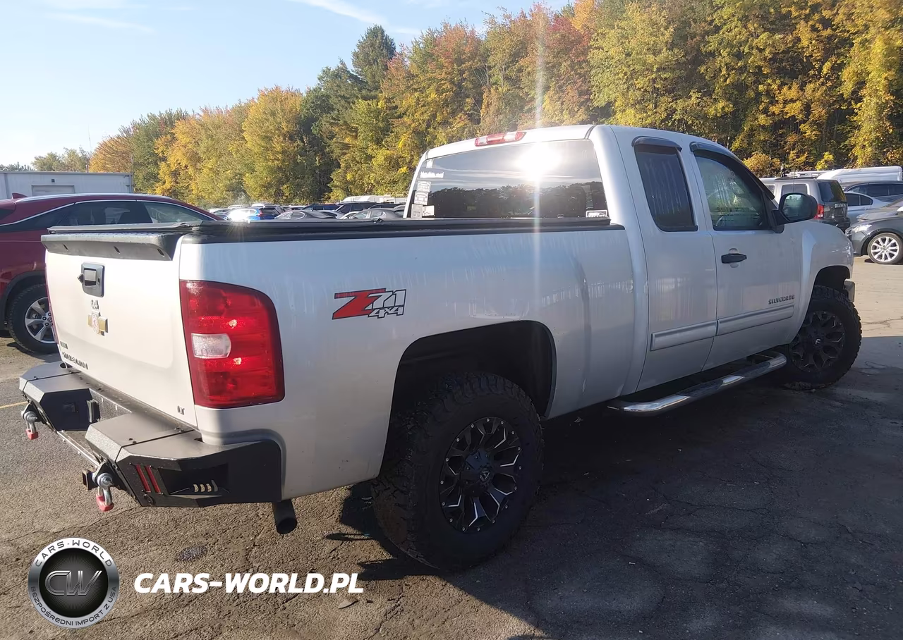 2011 Chevrolet Silverado 1500 Lt VIN:1GCRKSE37BZ355746 - 4