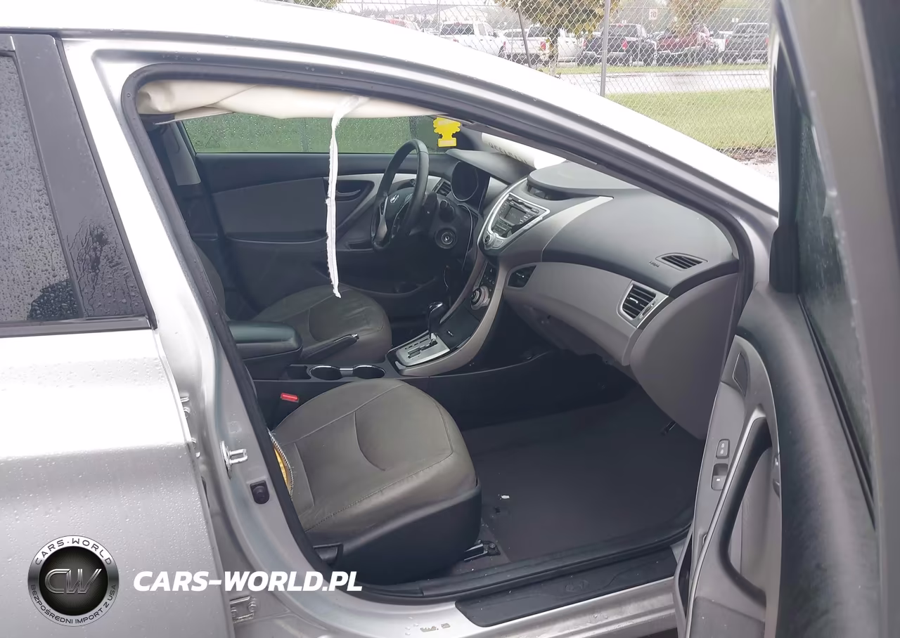 2013 Hyundai Elantra Limited VIN:5NPDH4AE3DH157719 - 5