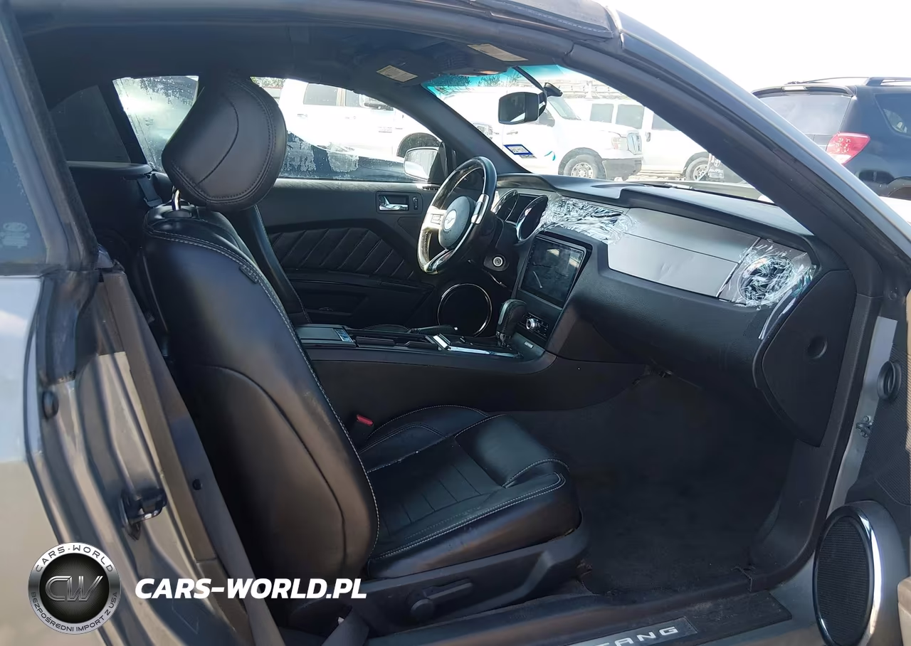 2013 Ford Mustang V6 Premium VIN:1ZVBP8EM7D5229425 - 5