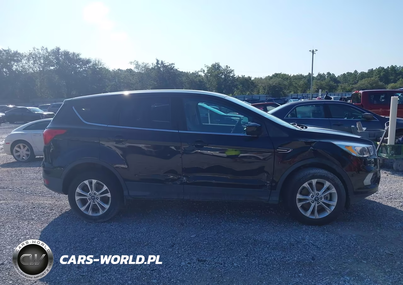 2019 Ford Escape Se VIN:1FMCU9GD2KUA38867 - 13