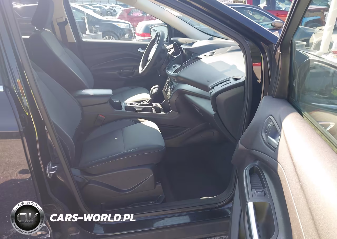 2019 Ford Escape Se VIN:1FMCU9GD2KUA38867 - 5