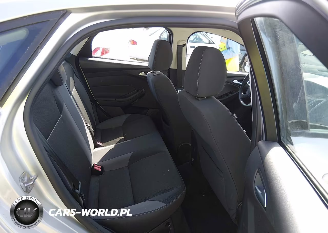2014 Ford Focus Se VIN:1FADP3F2XEL261977 - 8
