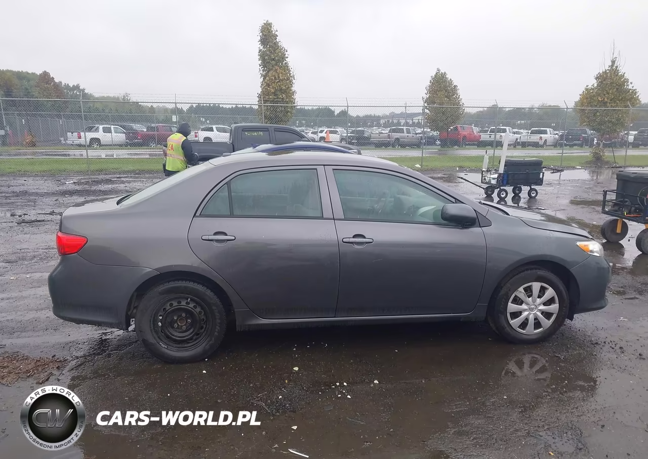 2010 Toyota Corolla Le VIN:JTDBU4EE2AJ086870 - 13