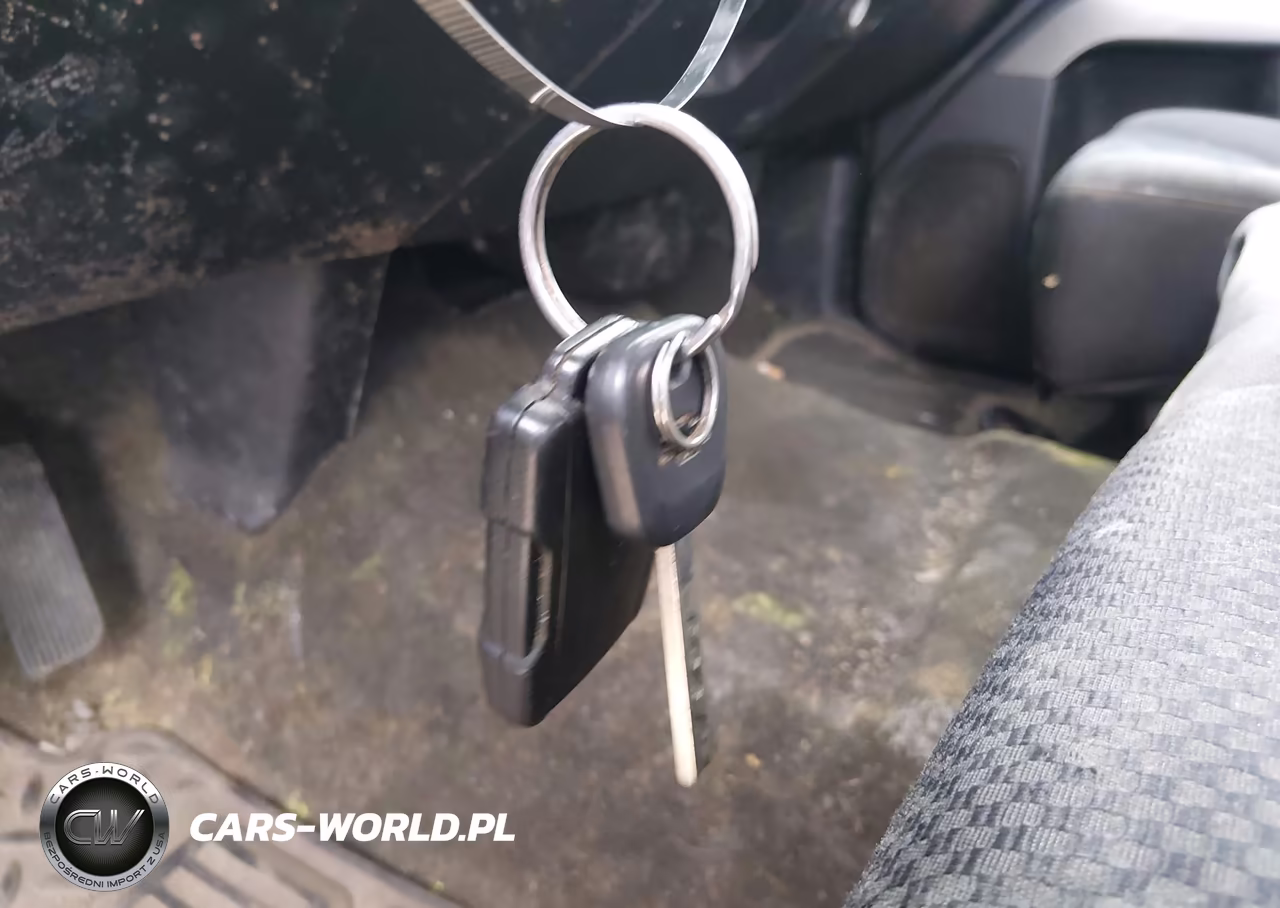 2017 Chevrolet Silverado 1500 1Lt VIN:1GCVKREC6HZ193107 - 11