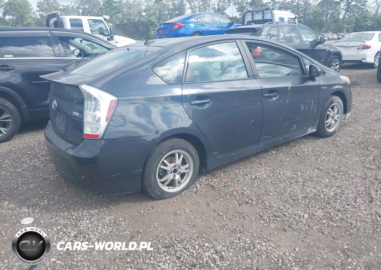 2010 Toyota Prius Iv VIN:JTDKN3DU8A0073630 - 4