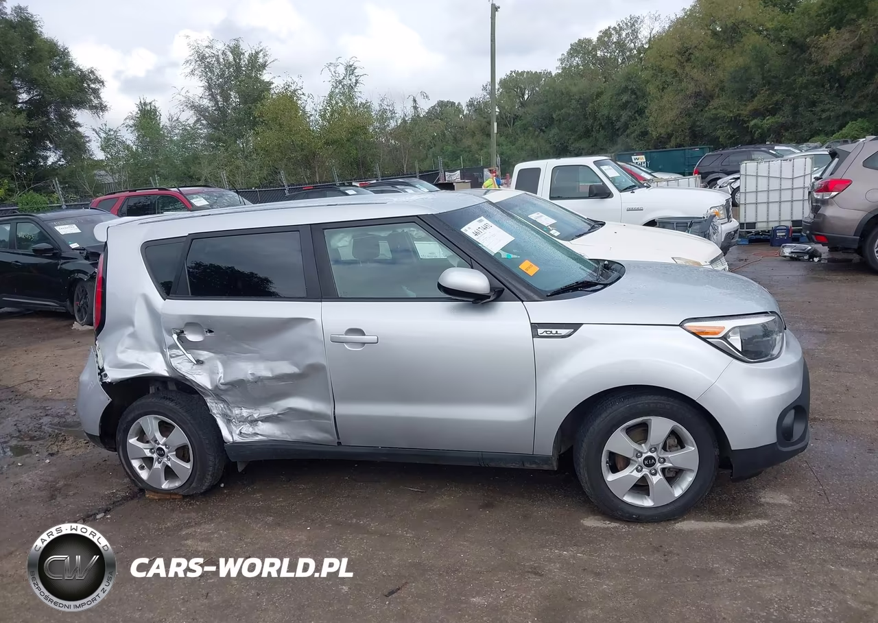 2017 Kia Soul VIN:KNDJN2A22H7460202 - 13