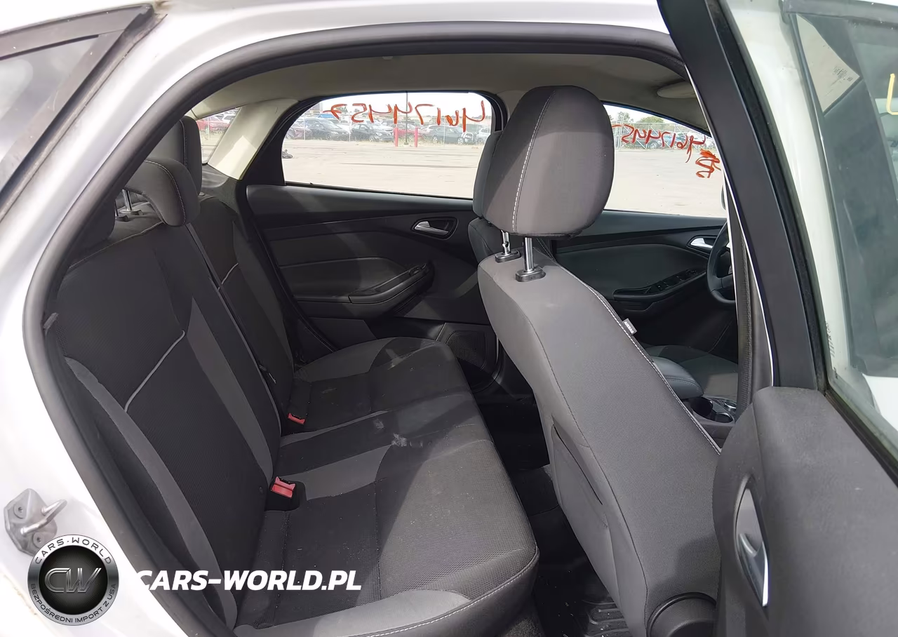 2013 Ford Focus Se VIN:1FADP3F24DL381952 - 8