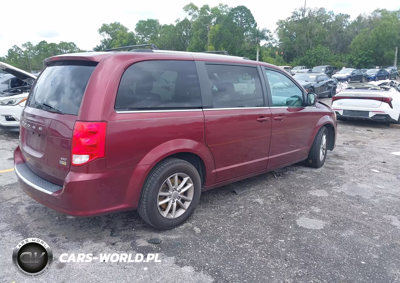 2019 Dodge Grand Caravan Sxt VIN:2C4RDGCG6KR663109 - 4
