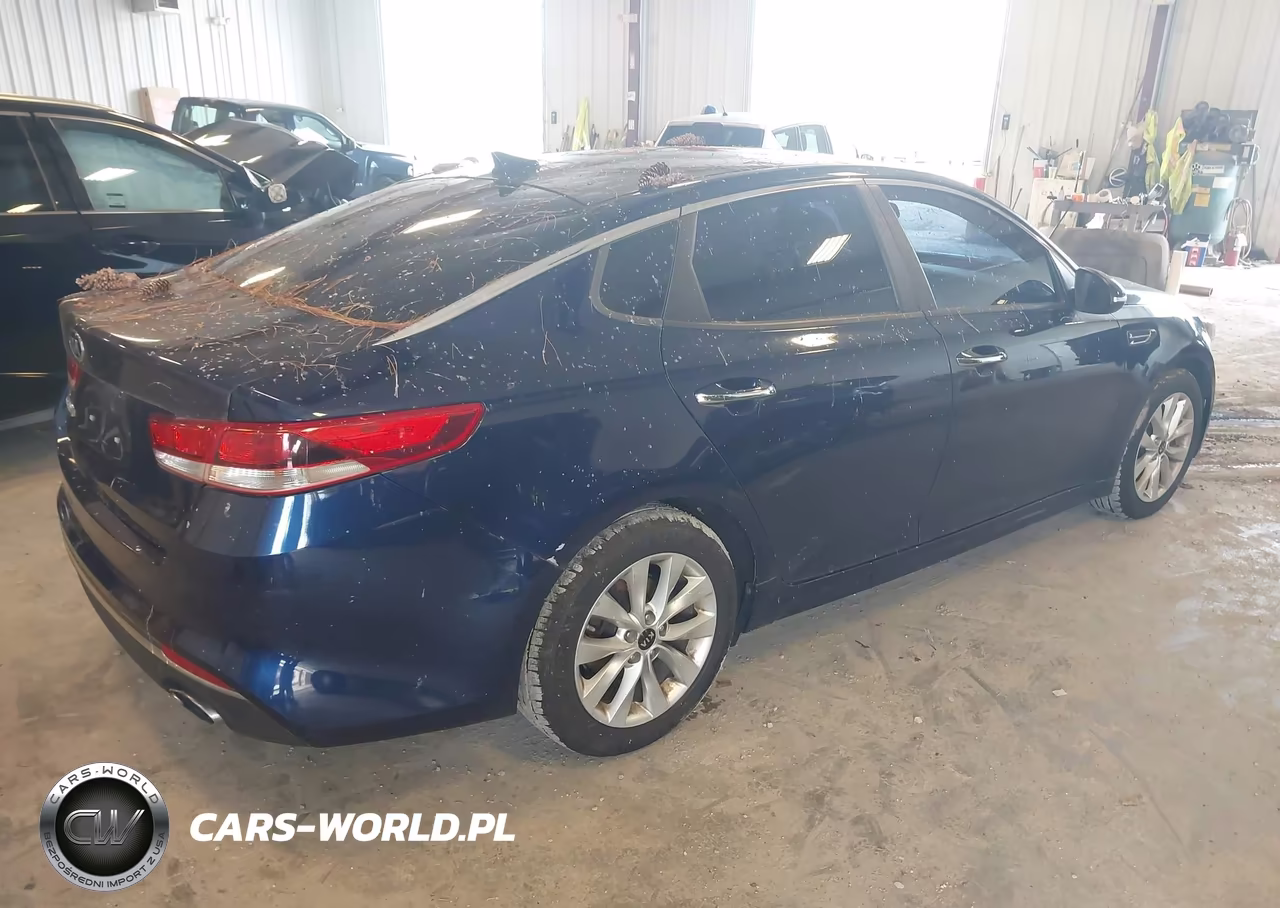 2017 Kia Optima Lx VIN:5XXGT4L30HG163065 - 4