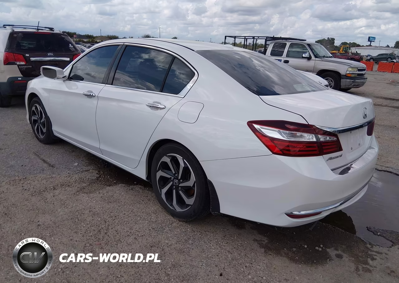 2017 Honda Accord Ex-L VIN:1HGCR2F85HA305237 - 3