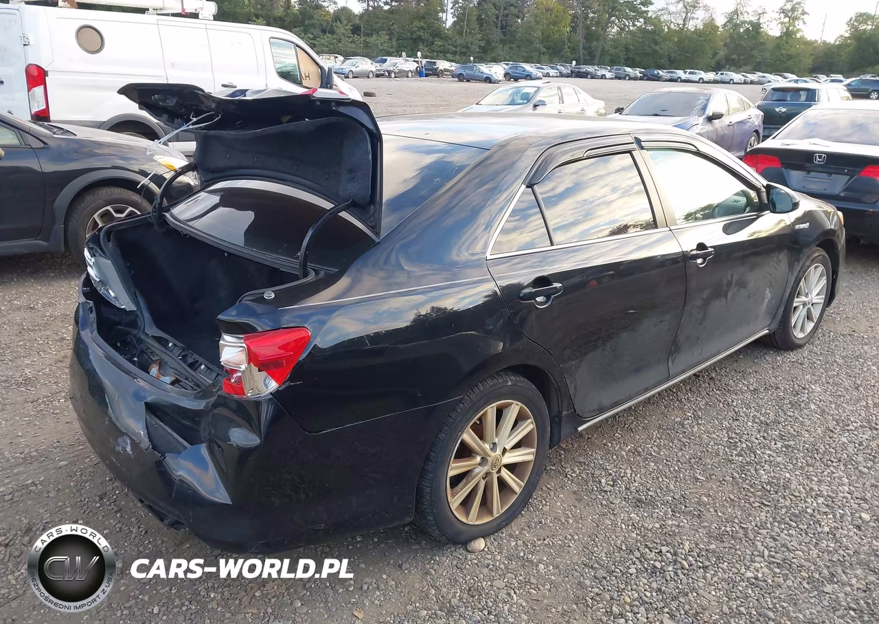 2014 Toyota Camry Hybrid Xle VIN:4T1BD1FK1EU111972 - 4