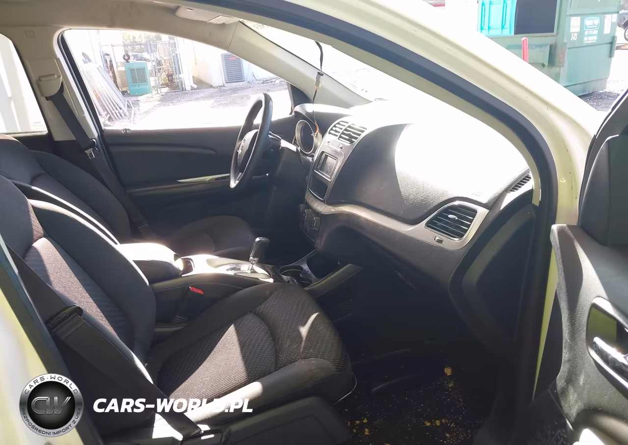 2018 Dodge Journey Se VIN:3C4PDCAB9JT446415 - 5