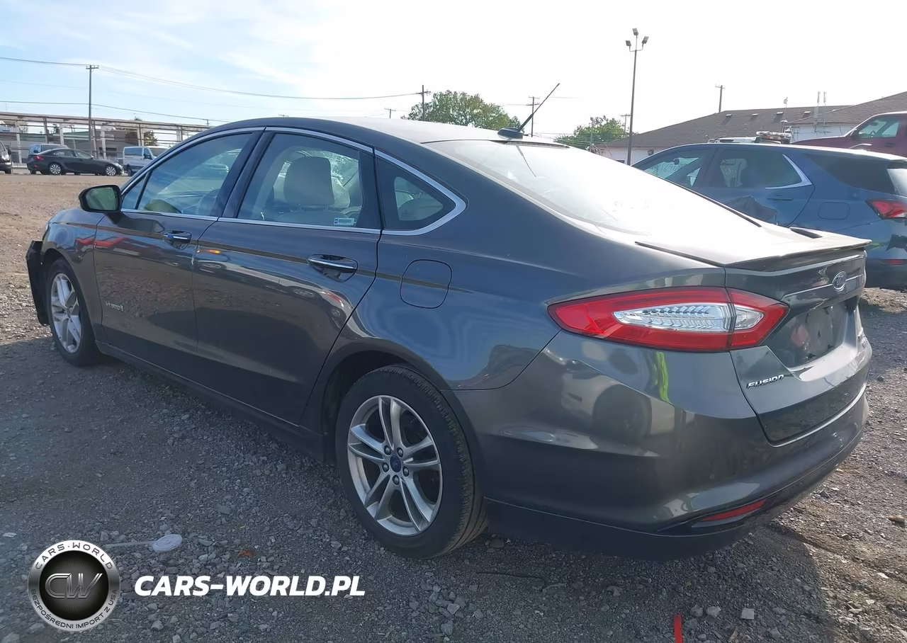 2016 Ford Fusion Hybrid Titanium VIN:3FA6P0RU4GR325200 - 3