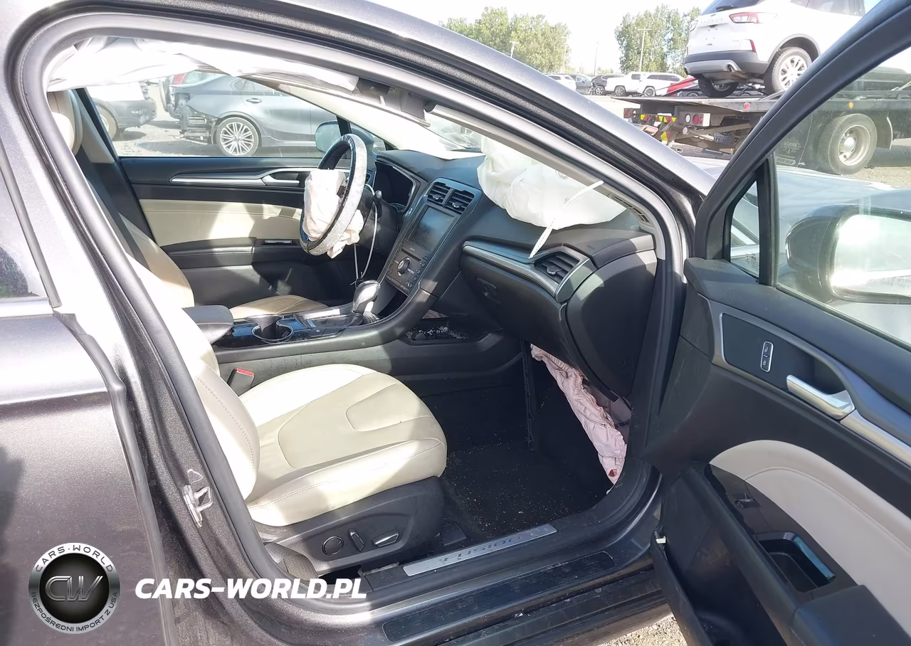 2016 Ford Fusion Hybrid Titanium VIN:3FA6P0RU4GR325200 - 5