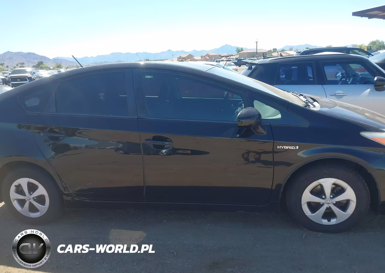 2012 Toyota Prius Three VIN:JTDKN3DU4C5520993 - 13
