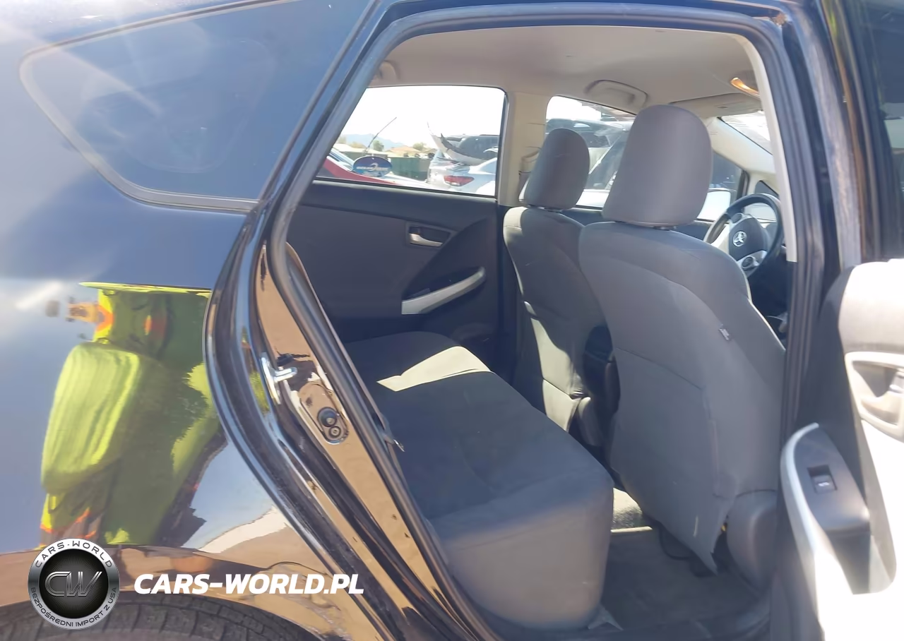 2012 Toyota Prius Three VIN:JTDKN3DU4C5520993 - 8