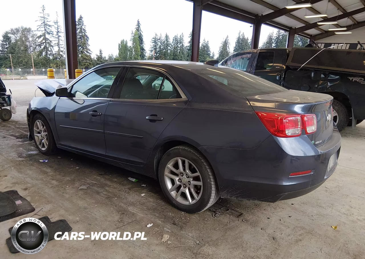 2015 Chevrolet Malibu 1Lt VIN:1G11C5SL1FF331474 - 3