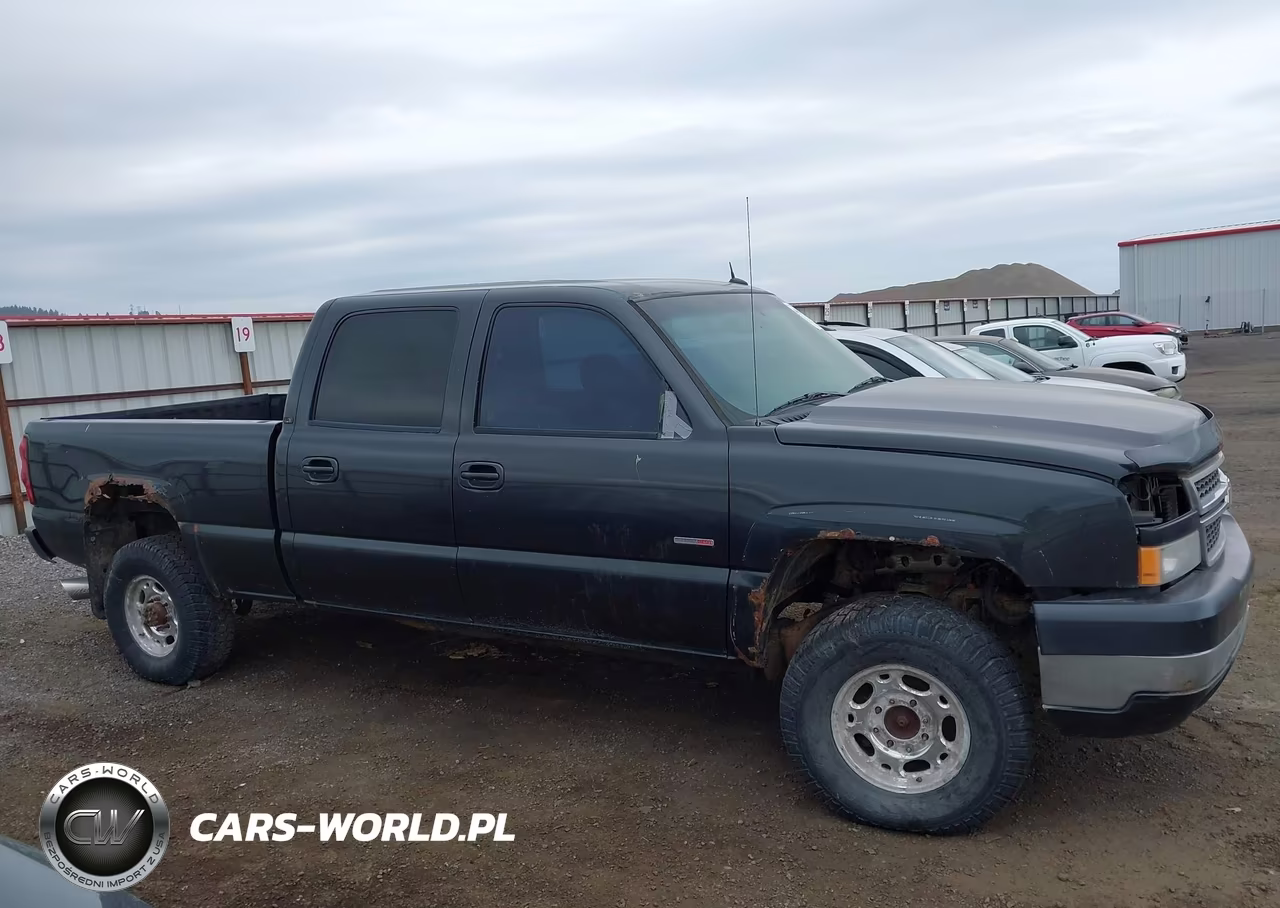 2005 Chevrolet Silverado 2500Hd Ls-Lt-Work Truck VIN:1GCHK23285F958779 - 14