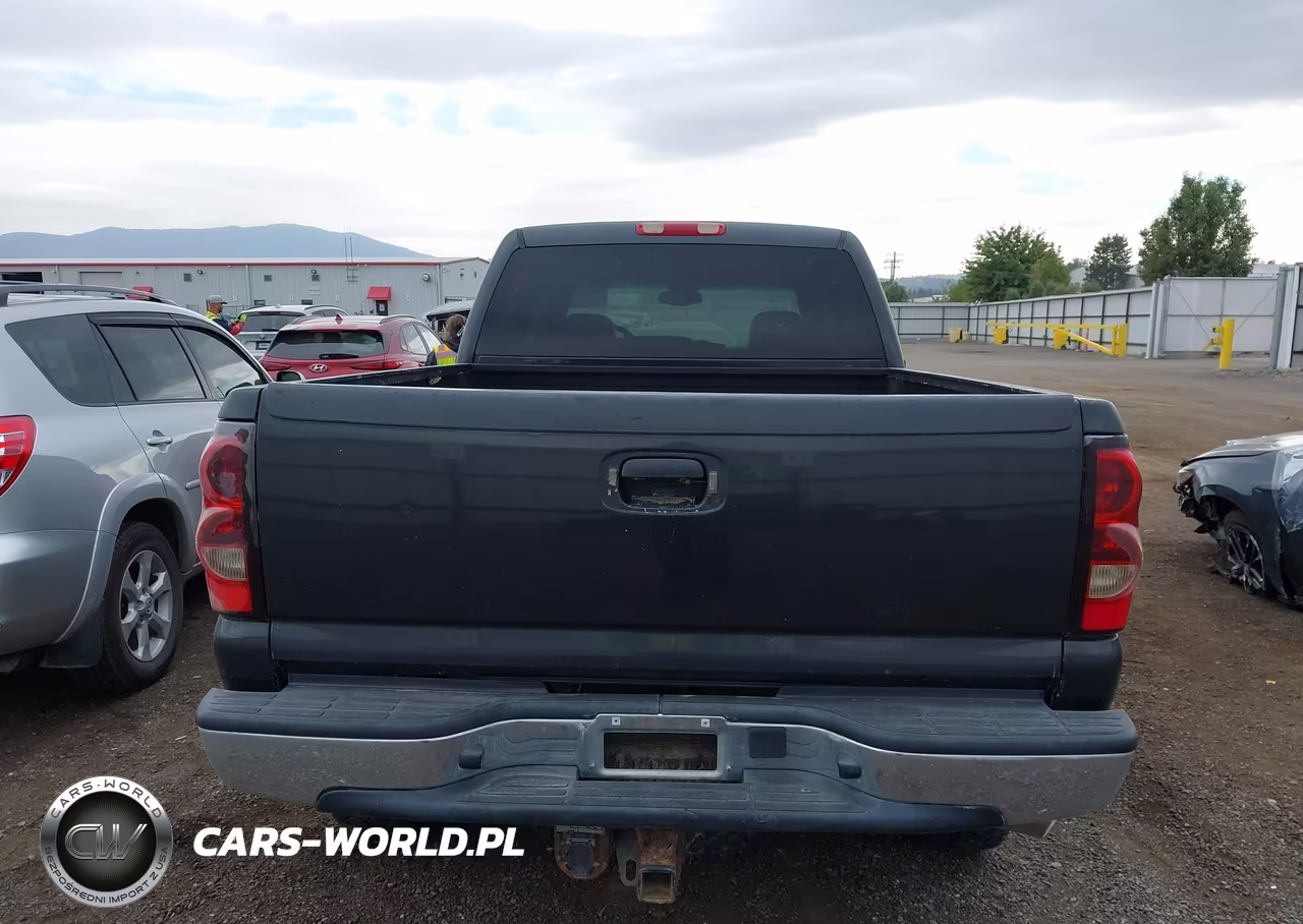 2005 Chevrolet Silverado 2500Hd Ls-Lt-Work Truck VIN:1GCHK23285F958779 - 17