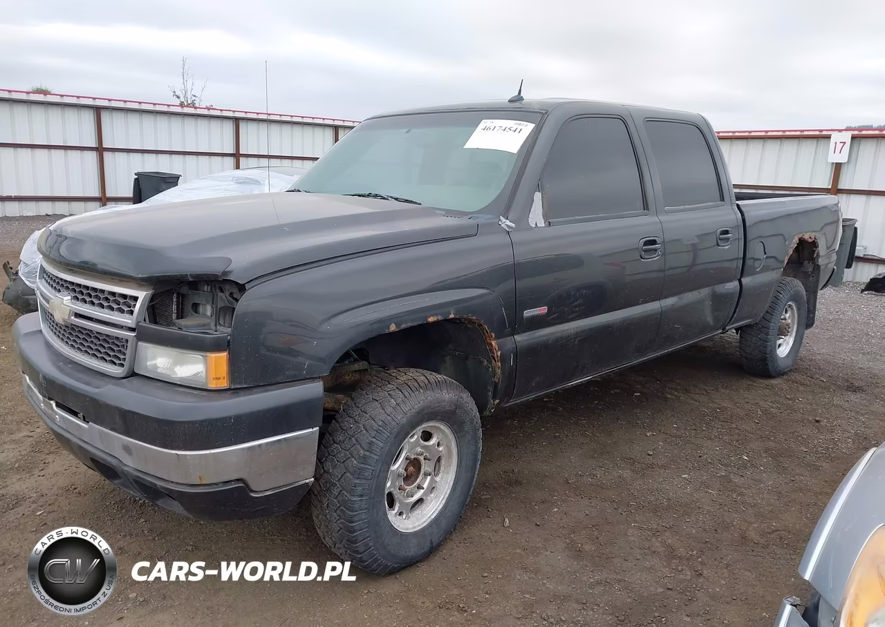 2005 Chevrolet Silverado 2500Hd Ls-Lt-Work Truck VIN:1GCHK23285F958779 - 2
