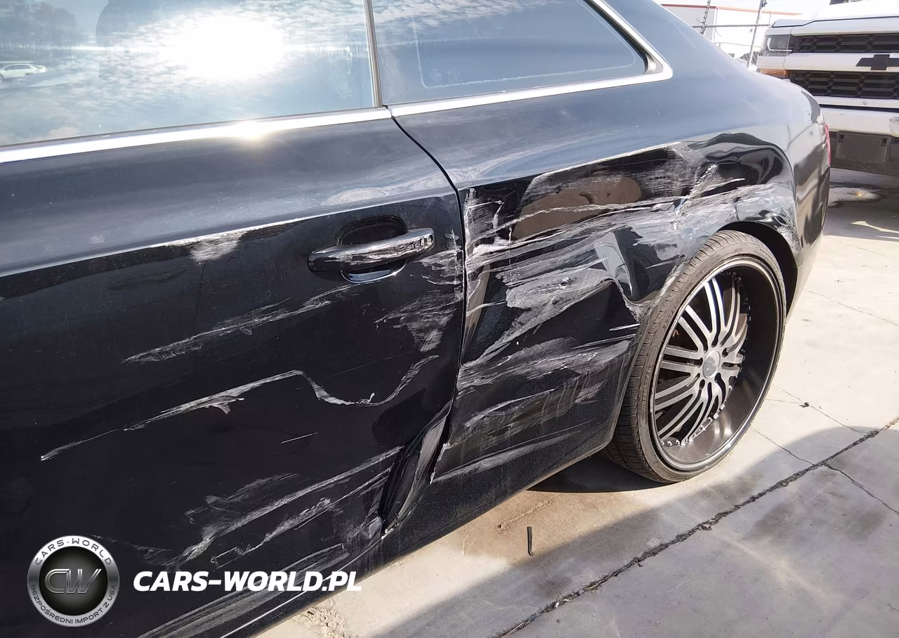 2011 Audi A5 2.0T Premium VIN:WAULFAFR5BA087623 - 14