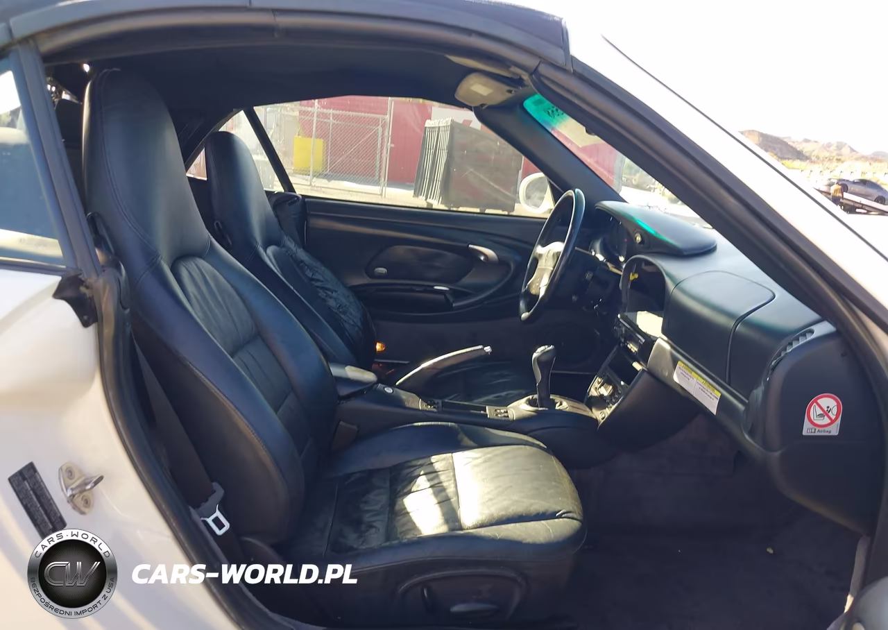 2000 Porsche 911 Carrera-Carrera 4 VIN:WP0CA2996YS650636 - 5