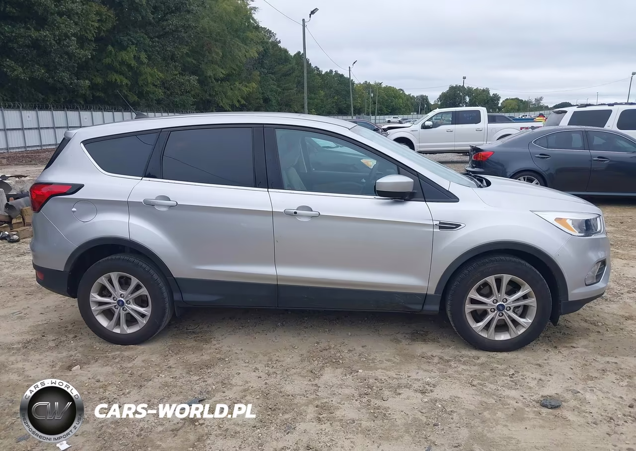 2019 Ford Escape Se VIN:1FMCU0GD5KUA25722 - 13
