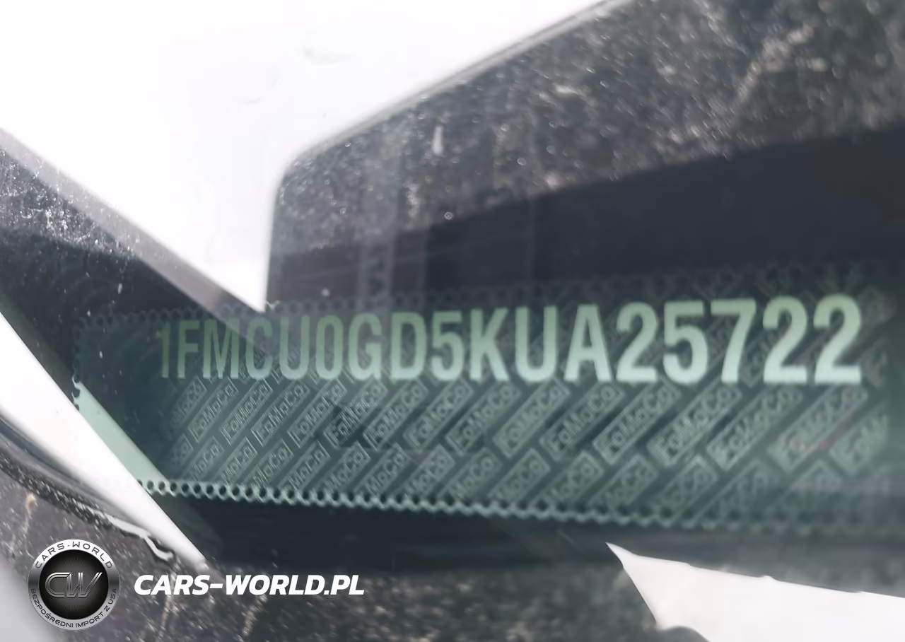 2019 Ford Escape Se VIN:1FMCU0GD5KUA25722 - 17