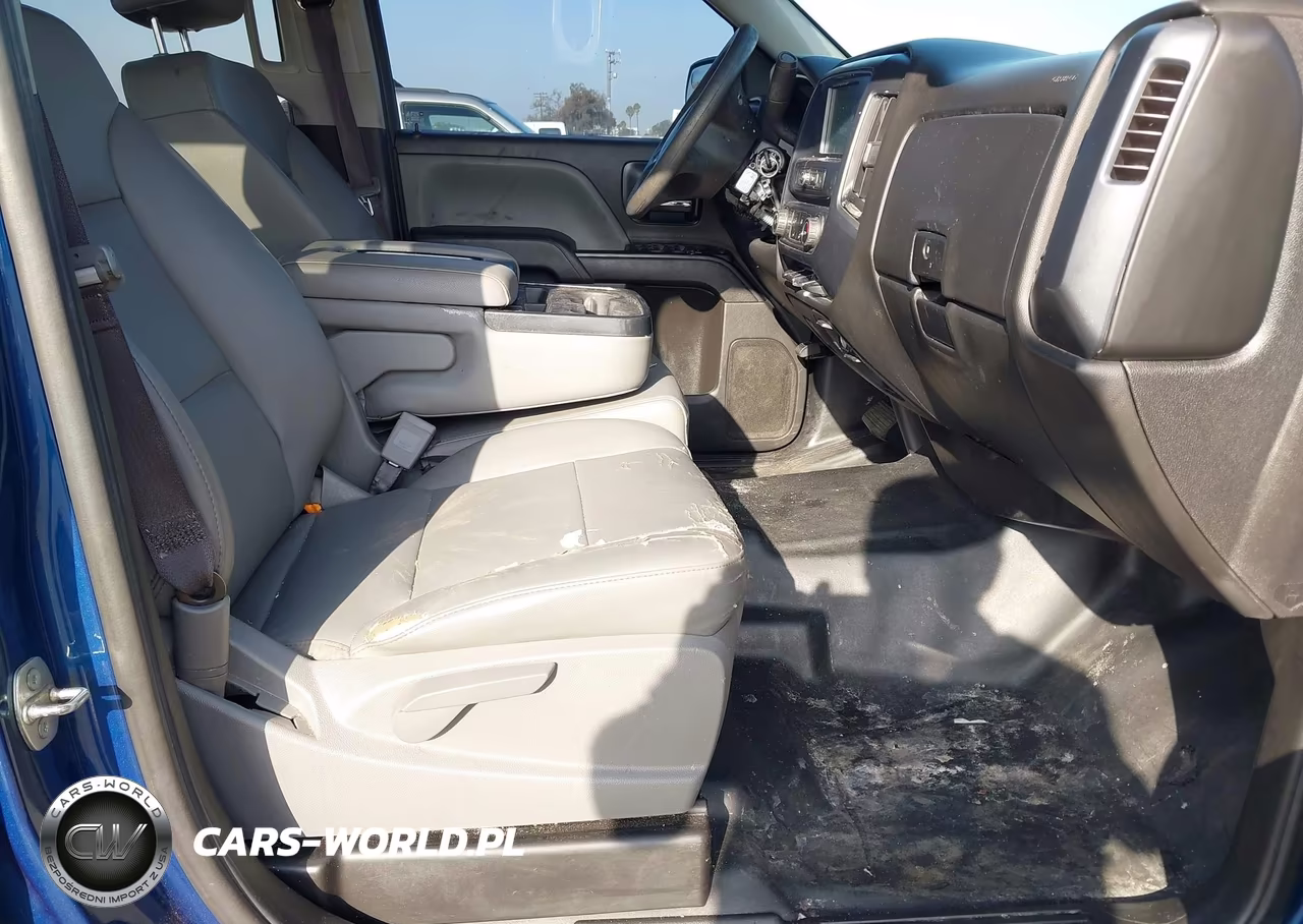 2017 Chevrolet Silverado 1500 Wt VIN:1GCRCNEH7HZ325617 - 5