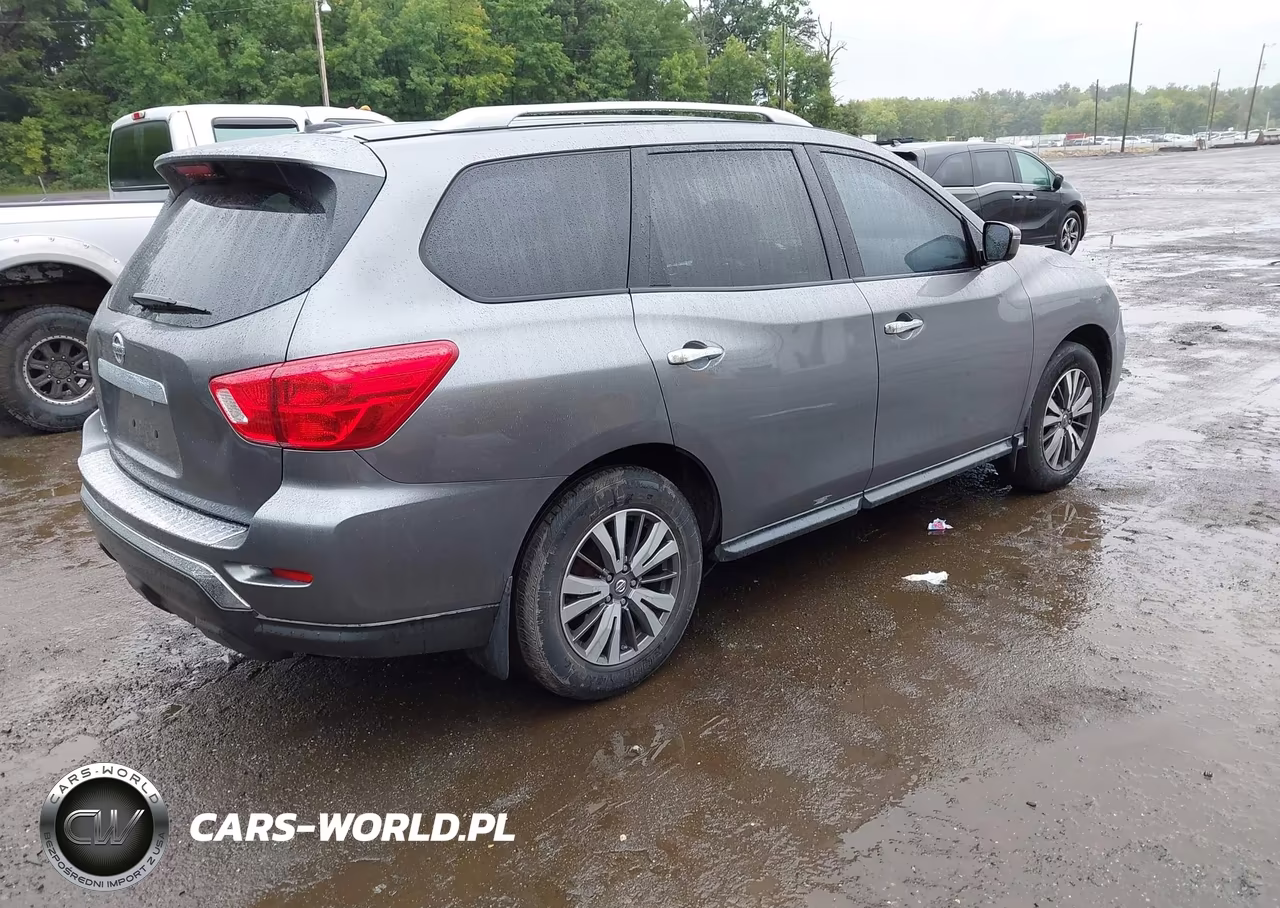 2017 Nissan Pathfinder S VIN:5N1DR2MN3HC688512 - 4